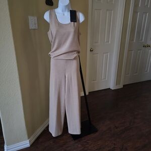 St. John Knits 2Pc Beige Tank & Pant Set Size 8/M New